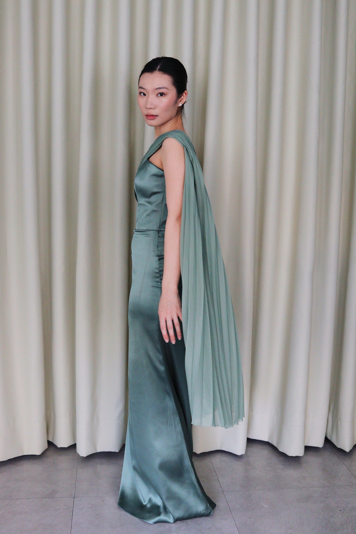 Cirosia One Shoulder Pleated Chiffon Dress